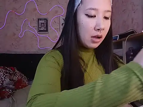 Japabaixinha online show from June 18, 2026, 5:06 pm