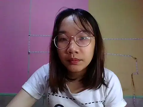 Nanoko online show from March 9, 2025, 10:19 am