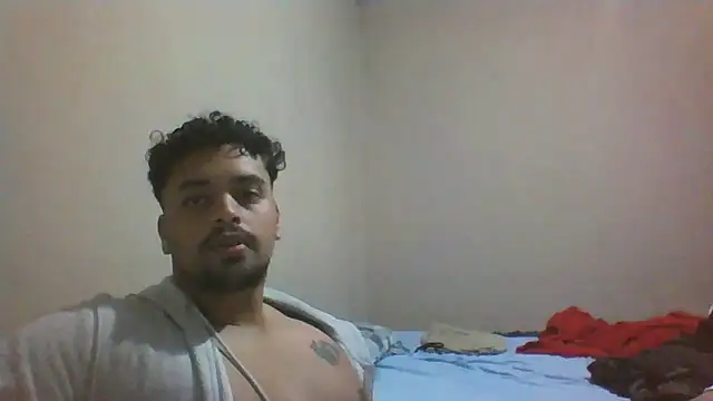 Snapshot of Xcumshot33 chatting on September 18, 2025, 3:30 am Xcumshot33 online show from September 18, 2025, 3:30 am