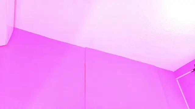 LoveQueen2 online show from April 13, 2026, 12:21 pm