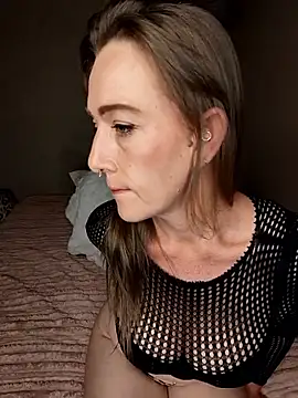 Snapshot of Deviant_Desires_xx chatting on November 16, 2025, 7:41 pm Deviant Desires xx online show from November 16, 2025, 7:41 pm