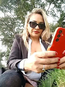 Afroditecash online show from February 4, 2025, 8:38 pm