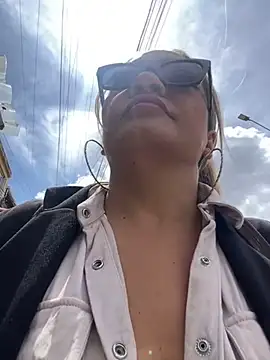 Afroditecash online show from February 7, 2025, 6:24 pm