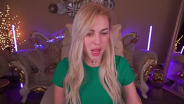 Snapshot of ArishkaLulu chatting on February 5, 2026, 7:13 am ArishkaLulu online show from February 5, 2026, 7:13 am