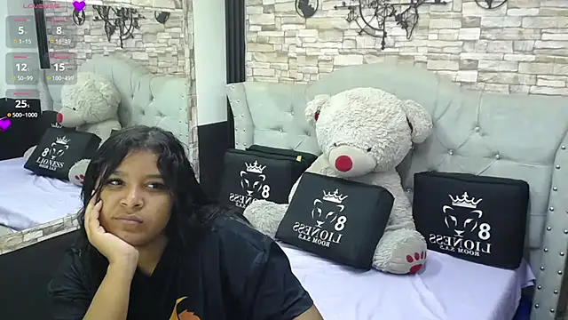 Snapshot of sia_cavad chatting on March 3, 2025, 12:27 pm sia cavad online show from March 3, 2025, 12:27 pm