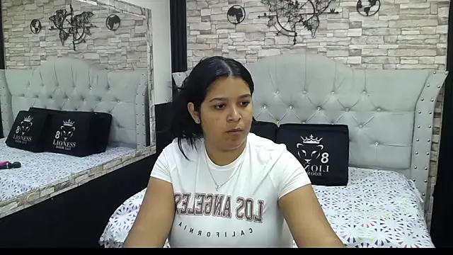 Snapshot of sia_cavad chatting on September 29, 2025, 1:05 pm sia cavad online show from September 29, 2025, 1:05 pm