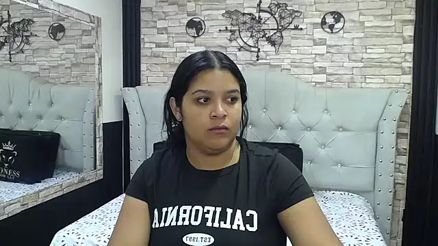 Snapshot of sia_cavad chatting on October 1, 2025, 12:33 pm sia cavad online show from October 1, 2025, 12:33 pm