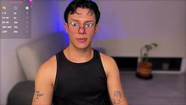 Alexxblue online show from March 3, 2026, 2:39 am