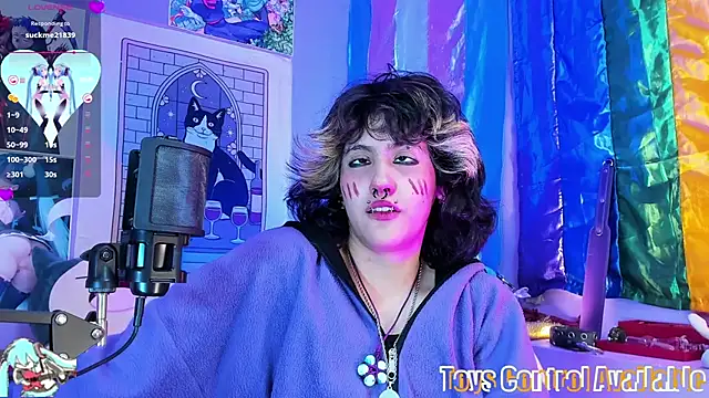 Snapshot of Angel_Sweett_1 chatting on July 17, 2026, 8:32 am Angel Sweett 1 online show from July 17, 2026, 8:32 am