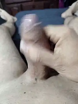 quierodarleche69 online show from April 13, 2026, 2:06 am