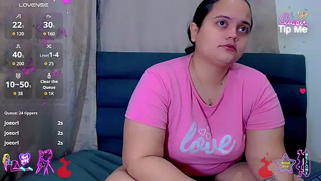 Snapshot of brunnette_hot chatting on February 14, 2026, 10:56 am brunnette hot online show from February 14, 2026, 10:56 am