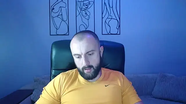 brindlefly6969 online show from December 1, 2025, 11:48 am