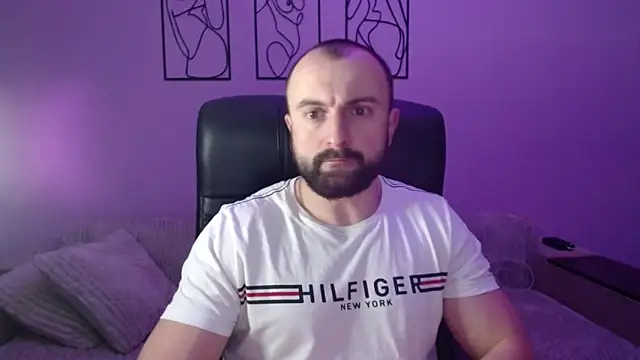 brindlefly6969 online show from February 5, 2026, 3:05 pm