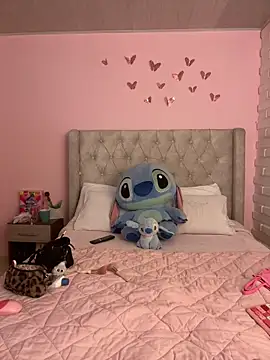 pamell col online show from December 3, 2024, 9:01 pm