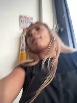 pamell col online show from December 11, 2024, 10:06 pm