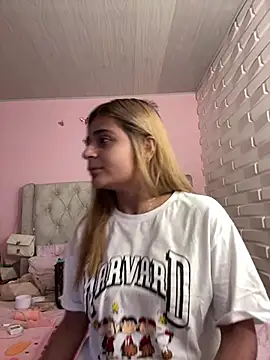 pamell col online show from January 7, 2025, 1:28 am