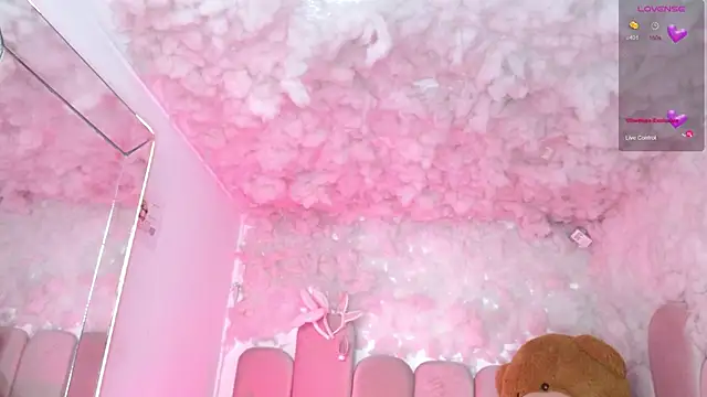 puca ebony online show from February 28, 2026, 4:41 pm