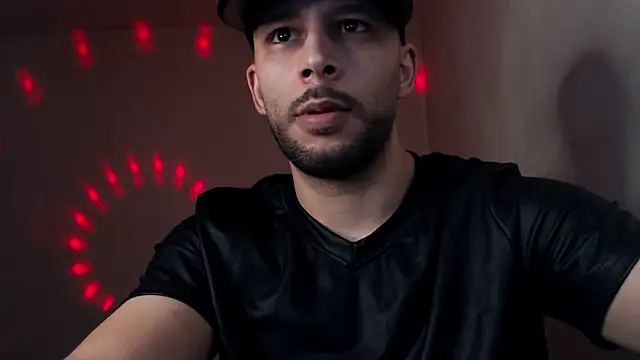 henryaxe online show from November 1, 2025, 3:25 pm