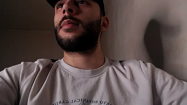 henryaxe online show from April 4, 2026, 11:40 am