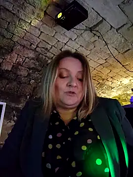 lady charlyne online show from November 21, 2025, 8:29 pm