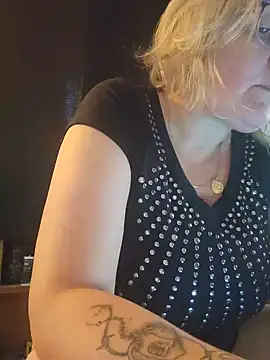 lady charlyne online show from August 4, 2026, 4:42 pm