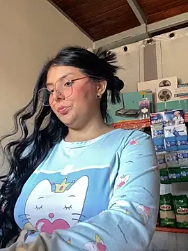 bella isabela online show from October 1, 2025, 1:17 pm