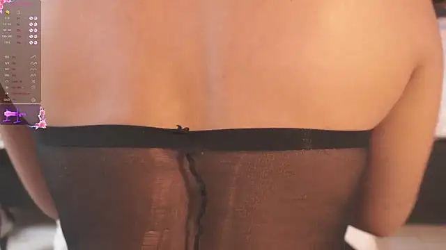 Snapshot of Sofia_Cooper_ chatting on March 8, 2025, 2:01 am Sofia Cooper online show from March 8, 2025, 2:01 am