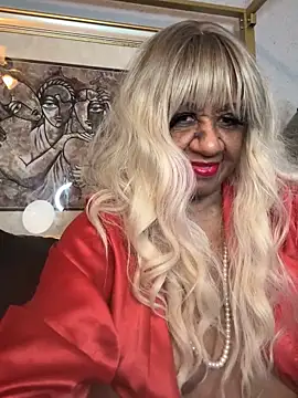 BreanaDivine online show from February 13, 2026, 5:03 am