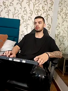 Snapshot of Michael_magno chatting on February 7, 2026, 1:04 pm Michael magno online show from February 7, 2026, 1:04 pm