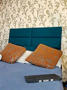 Snapshot of Michael_magno chatting on February 18, 2026, 10:39 pm Michael magno online show from February 18, 2026, 10:39 pm