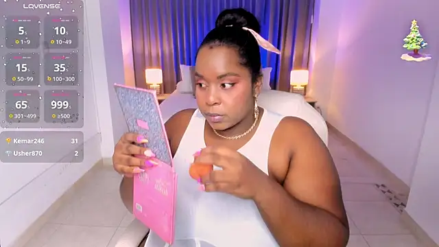 Snapshot of Rebeka_spencer chatting on January 15, 2025, 6:22 am Rebeka spencer online show from January 15, 2025, 6:22 am