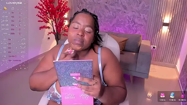 Snapshot of Rebeka_spencer chatting on March 11, 2025, 11:01 am Rebeka spencer online show from March 11, 2025, 11:01 am