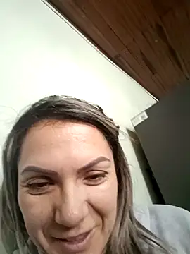 Snapshot of Chantal_hott chatting on September 10, 2025, 5:24 pm Chantal hott online show from September 10, 2025, 5:24 pm