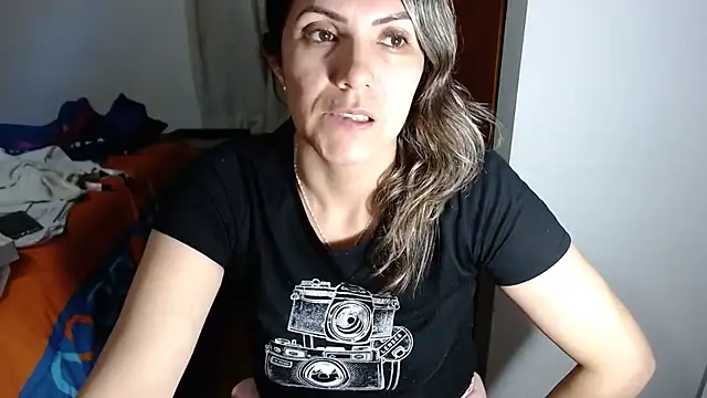 Snapshot of Chantal_hott chatting on November 8, 2025, 11:03 pm Chantal hott online show from November 8, 2025, 11:03 pm