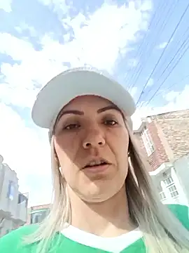 Snapshot of Chantal_hott chatting on December 22, 2025, 7:44 pm Chantal hott online show from December 22, 2025, 7:44 pm