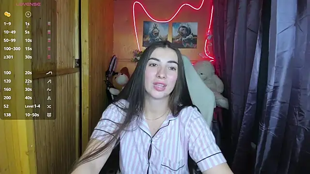 Snapshot of Fiery_Brunette_ chatting on December 11, 2024, 2:22 pm Fiery Brunette online show from December 11, 2024, 2:22 pm