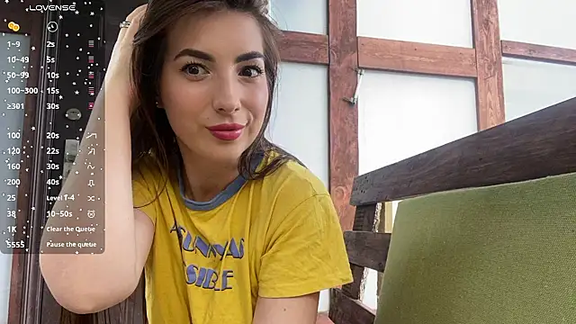 Fiery Brunette  online show from July 24, 2026, 2:09 am