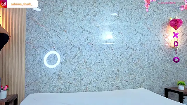 Snapshot of sabrina_shark_ chatting on February 2, 2026, 2:43 am sabrina shark online show from February 2, 2026, 2:43 am