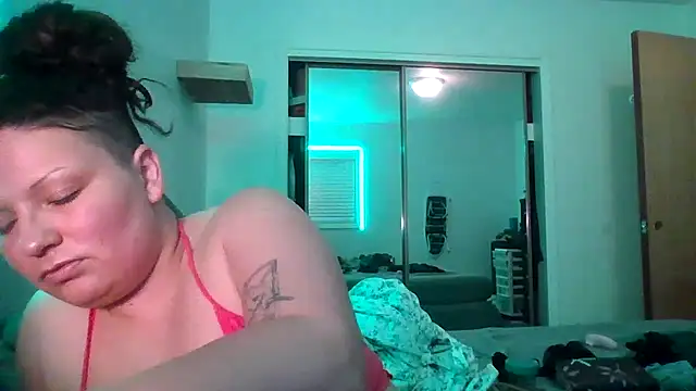 katsmeow710 online show from June 28, 2026, 12:11 pm