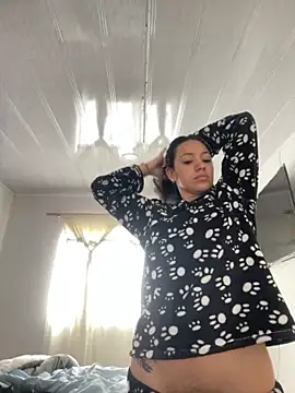 hannahb-e online show from November 6, 2025, 2:29 pm