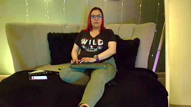 Sammy owens  online show from February 2, 2025, 12:35 pm