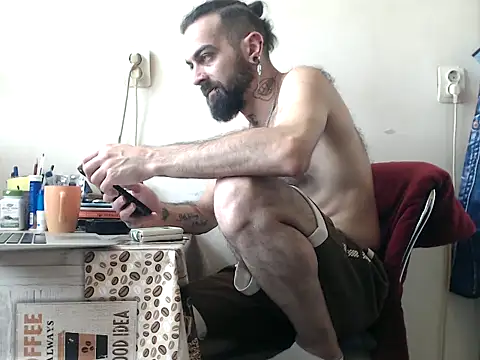 Snapshot of KalebConnor chatting on May 22, 2026, 7:04 am KalebConnor online show from May 22, 2026, 7:04 am