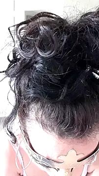 Snapshot of Masquegirlmysterious chatting on February 13, 2026, 1:29 pm Masquegirlmysterious online show from February 13, 2026, 1:29 pm