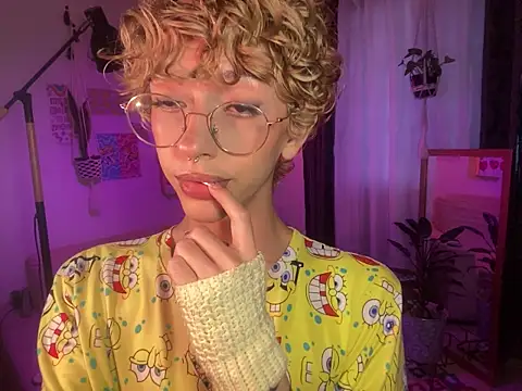 lyamthommpson online show from March 20, 2026, 8:14 pm