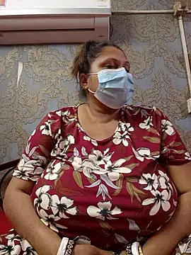 Snapshot of kunjan789 chatting on February 5, 2026, 6:12 pm kunjan789 online show from February 5, 2026, 6:12 pm