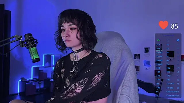 deadlysweet online show from December 17, 2024, 10:22 pm