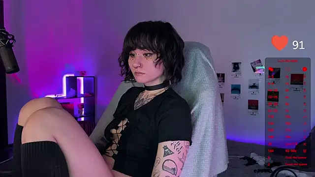 deadlysweet online show from January 27, 2025, 11:00 pm