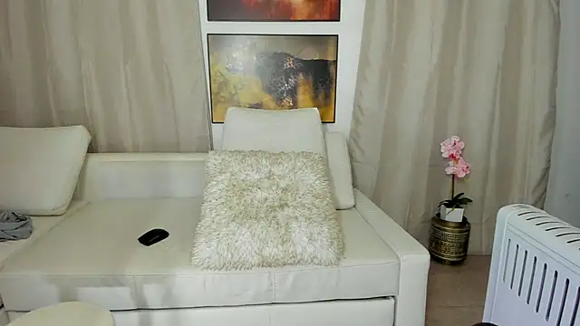 Snapshot of dulcey_john chatting on February 11, 2025, 9:53 am dulcey john online show from February 11, 2025, 9:53 am