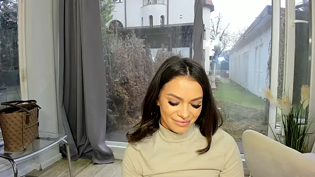 Snapshot of Selena_Reeves chatting on February 9, 2025, 6:22 am Selena Reeves online show from February 9, 2025, 6:22 am