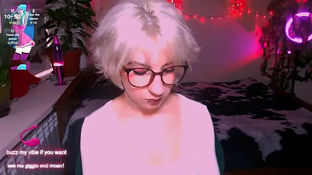 Snapshot of _Moonlight_t chatting on September 22, 2025, 11:23 am Moonlight t online show from September 22, 2025, 11:23 am